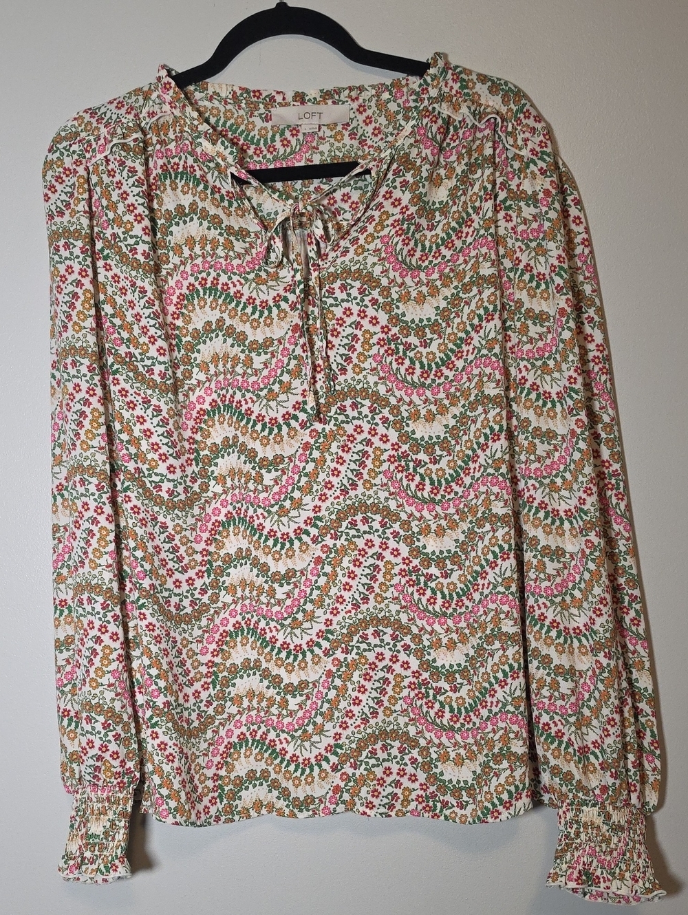 LOFT Pink, Green & Cream Floral Tie-Front Long Sleeve Blouse Perfect Fall Top!
